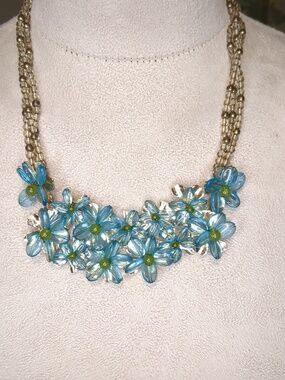 Vtg 90s Coldwater Creek Necklace Blue Lucite Flower Cluster Summer Spring 22"